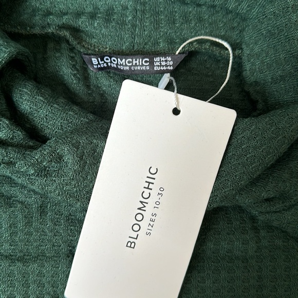 029 Bloomchic Green Waffleknit Hi-Low Sweater - Picture 5 of 6